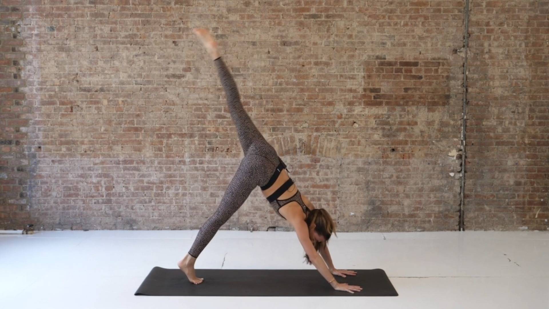 22 Min Arms and Abs