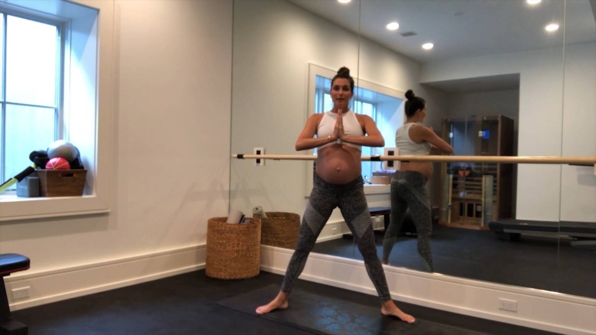 22 Min Standing Arms and Legs (Pre & Postnatal)