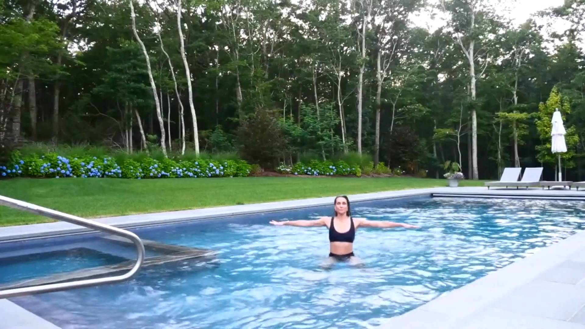 18 Min Full Body Water Aerobics