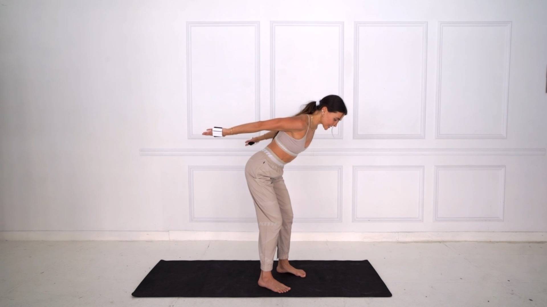 7 Min Arms (Pre & Postnatal Friendly)