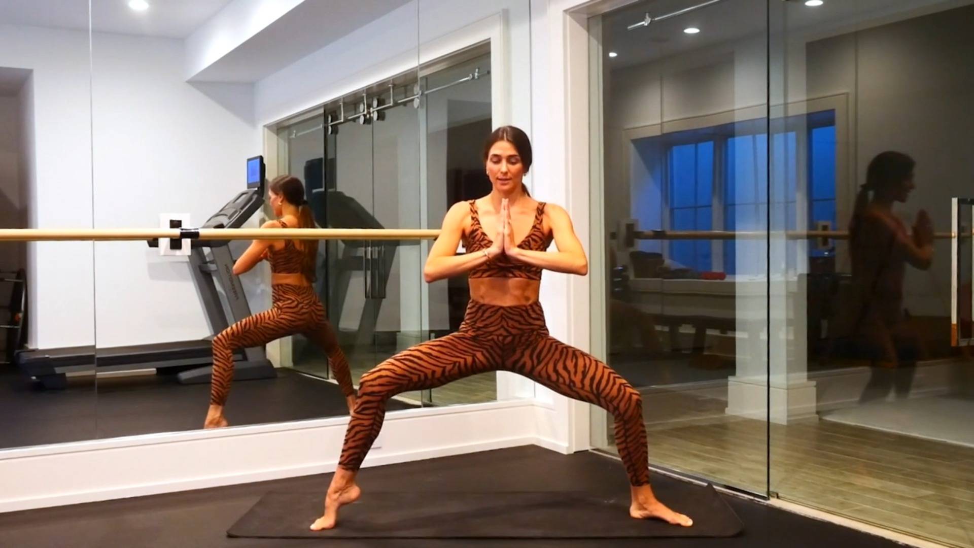 14 Min Energizing Warm-up and Plié Squat Series