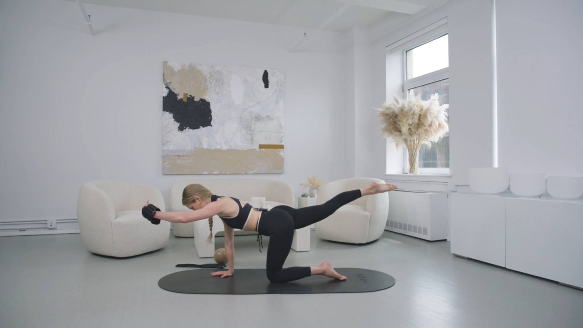 25 Min Full Body Gentle Flow (Pre & Postnatal)