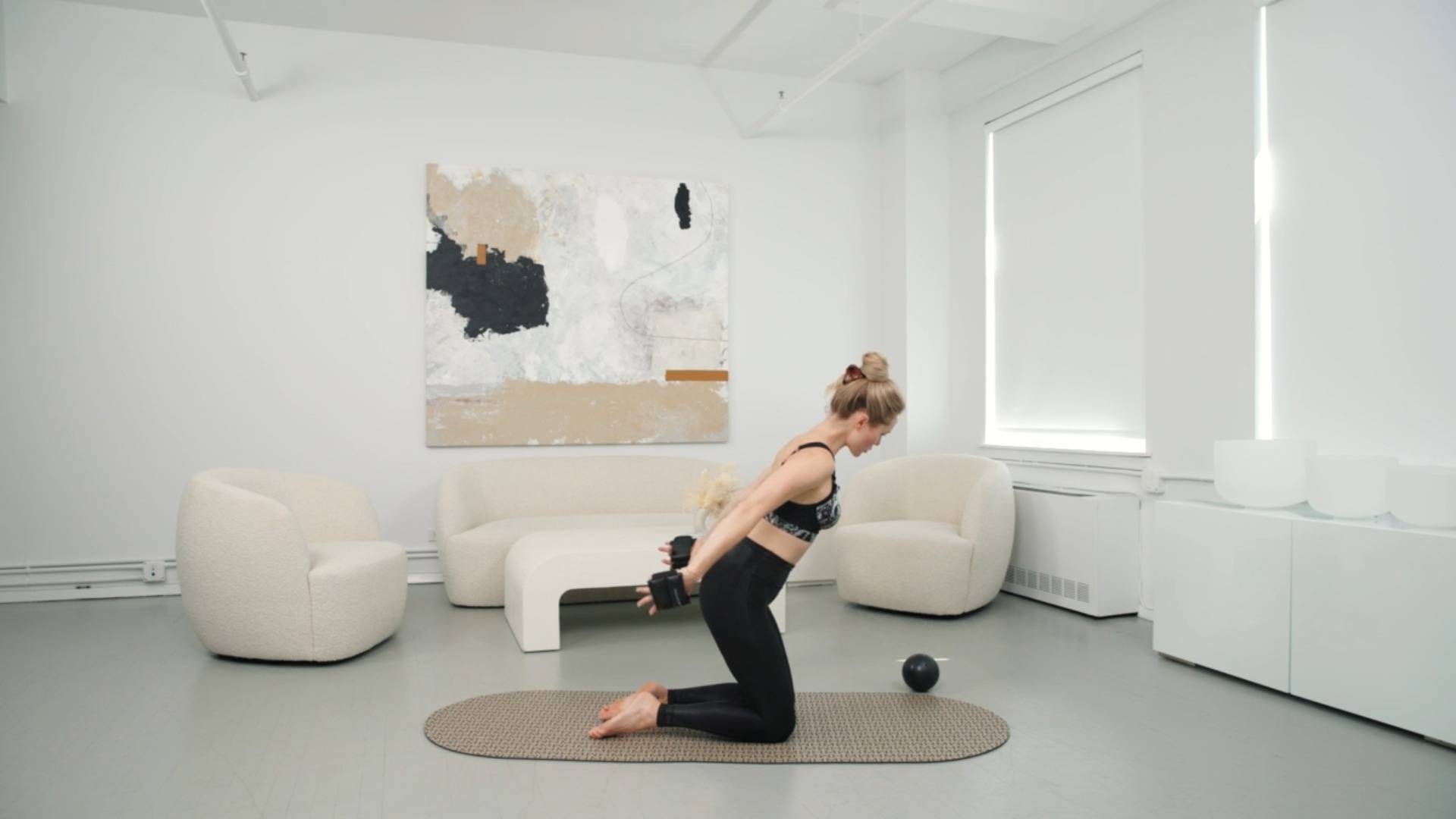 24 Min Arms and Posture With Wall (Postnatal)