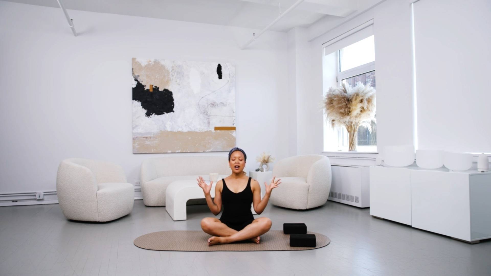 35 Min to Call in Your Energy (Pre & Postnatal)