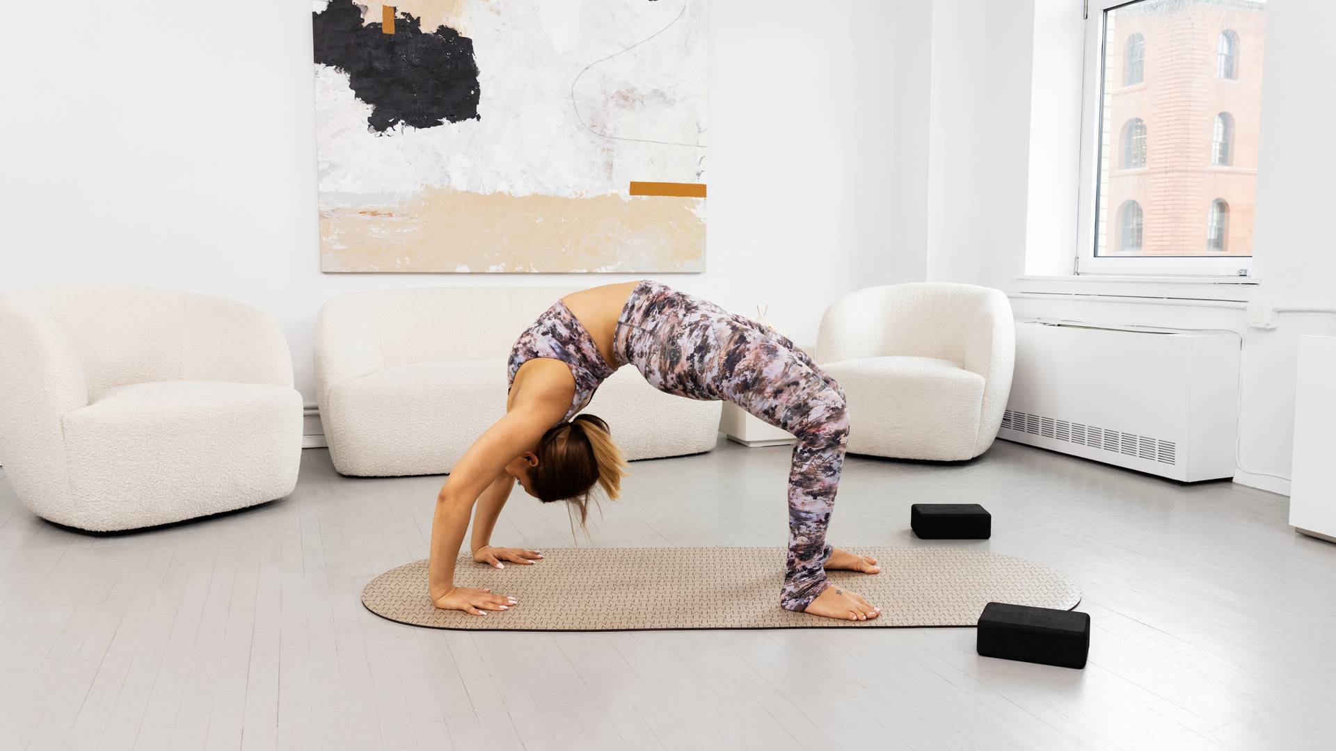 39 Min Back and Arm Focused Yoga Flow