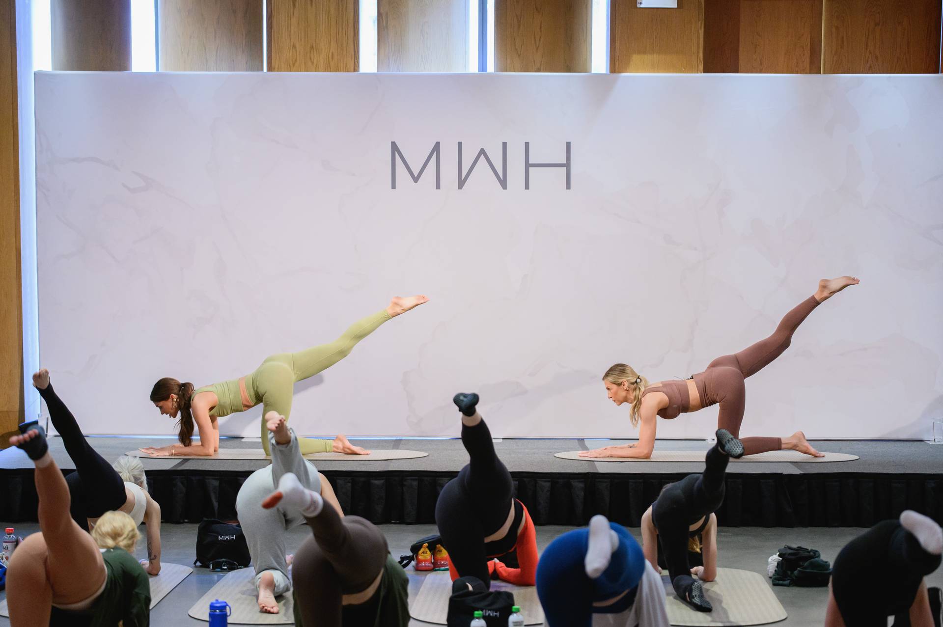LIVE 31 Min Pilates & Strength
