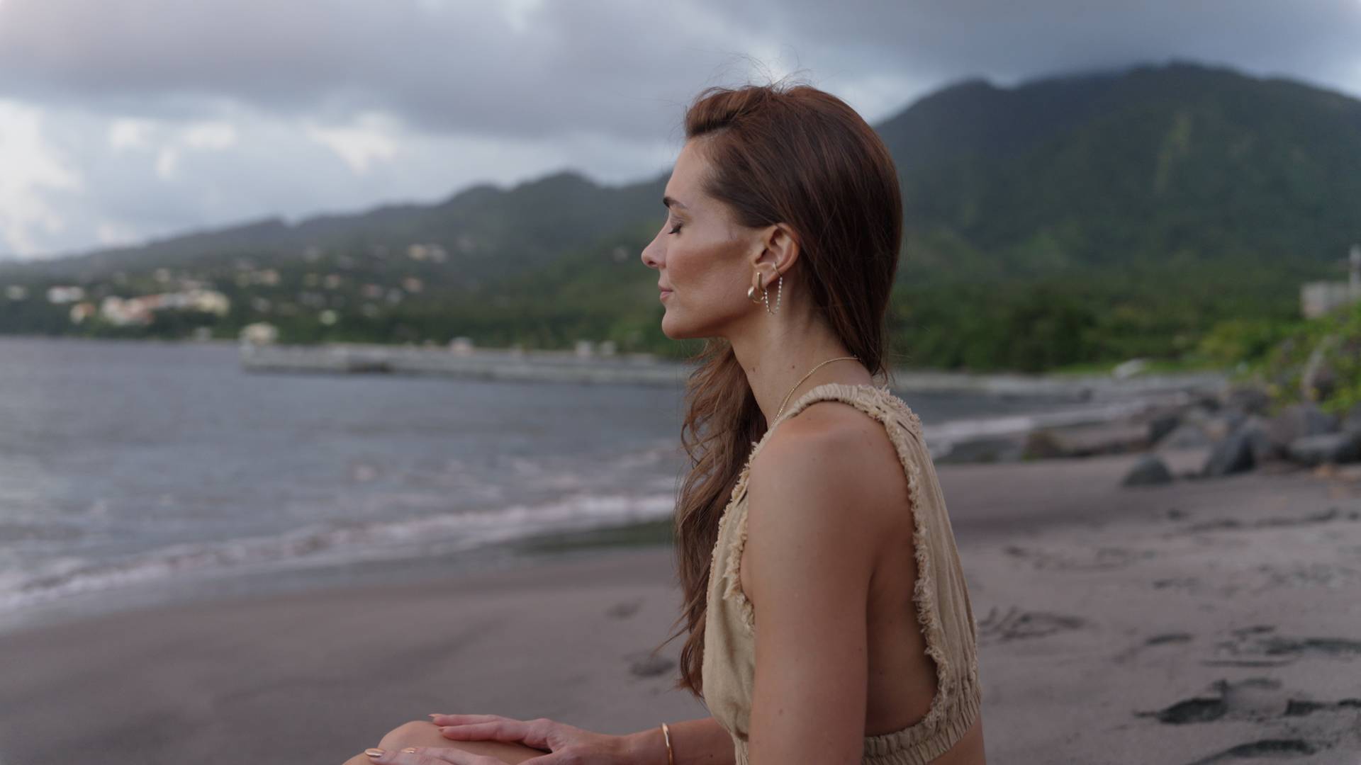 5 Min Meditation: MWH x SI Swimsuit - A Grounding Moment to Find your Center