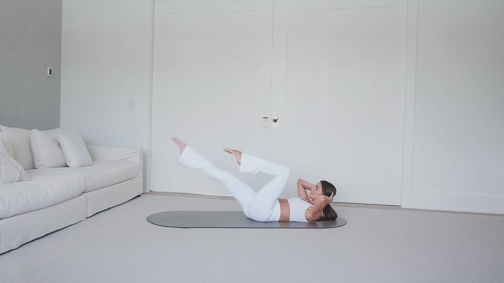 25 Min Full Body Uplifting Flow