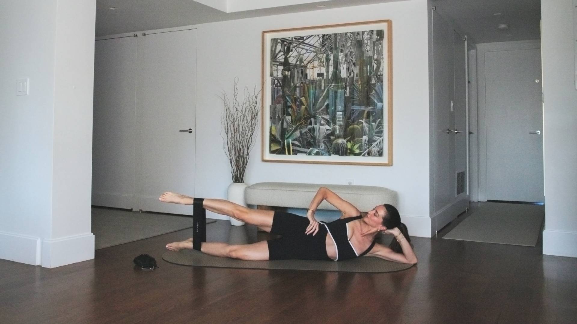 19 Min Lower Body Pre & Postnatal Series